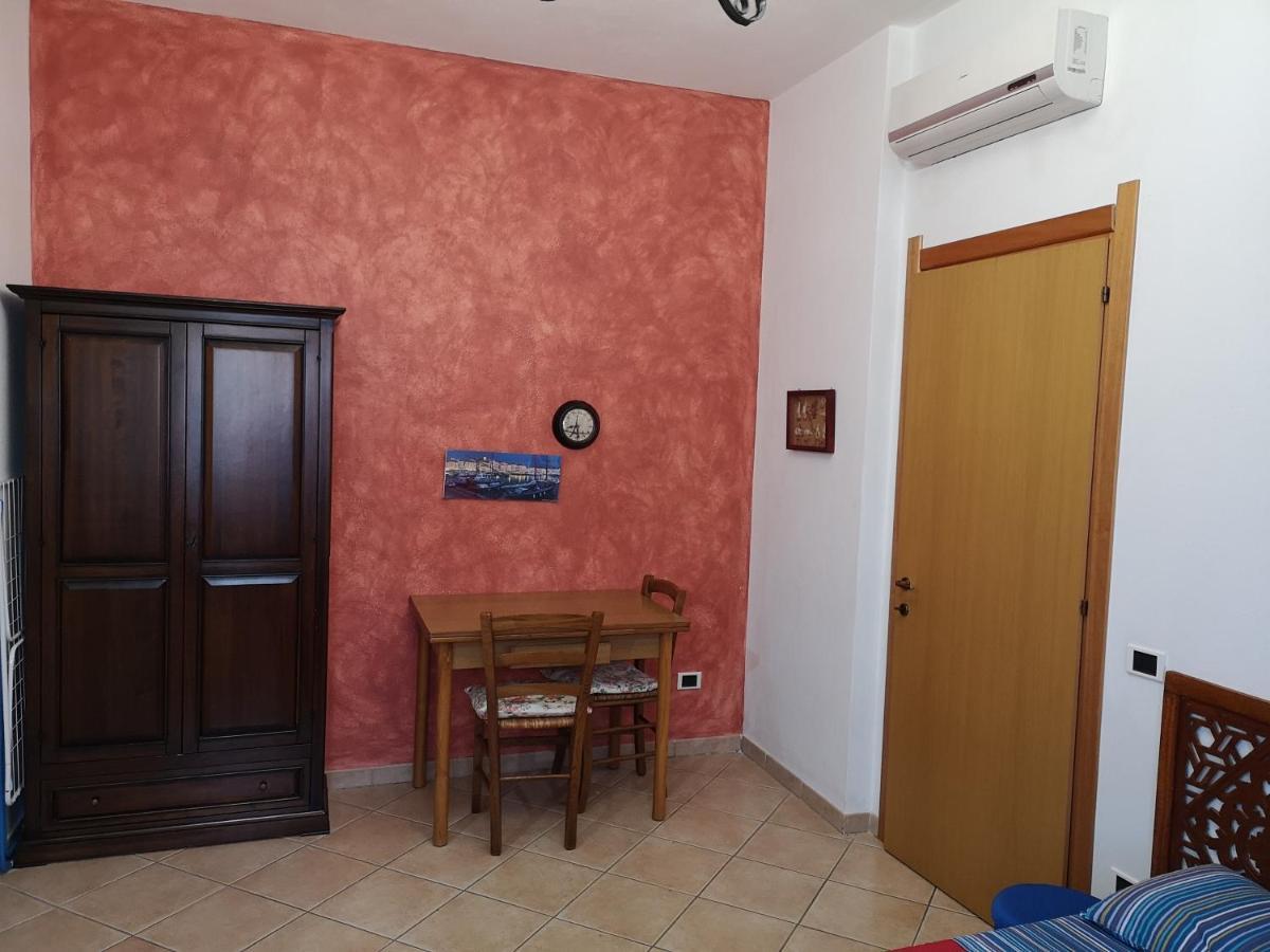 Casa Vacanze Rose E Fiori Sardegna Сан-Вито Экстерьер фото